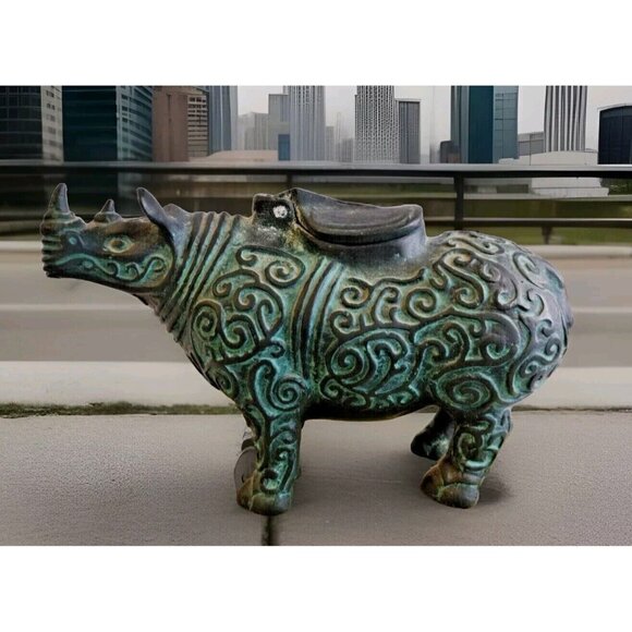 Collectible Asian Chinese Bronze Hand Carved Rhinoceros Opens On Top To Store